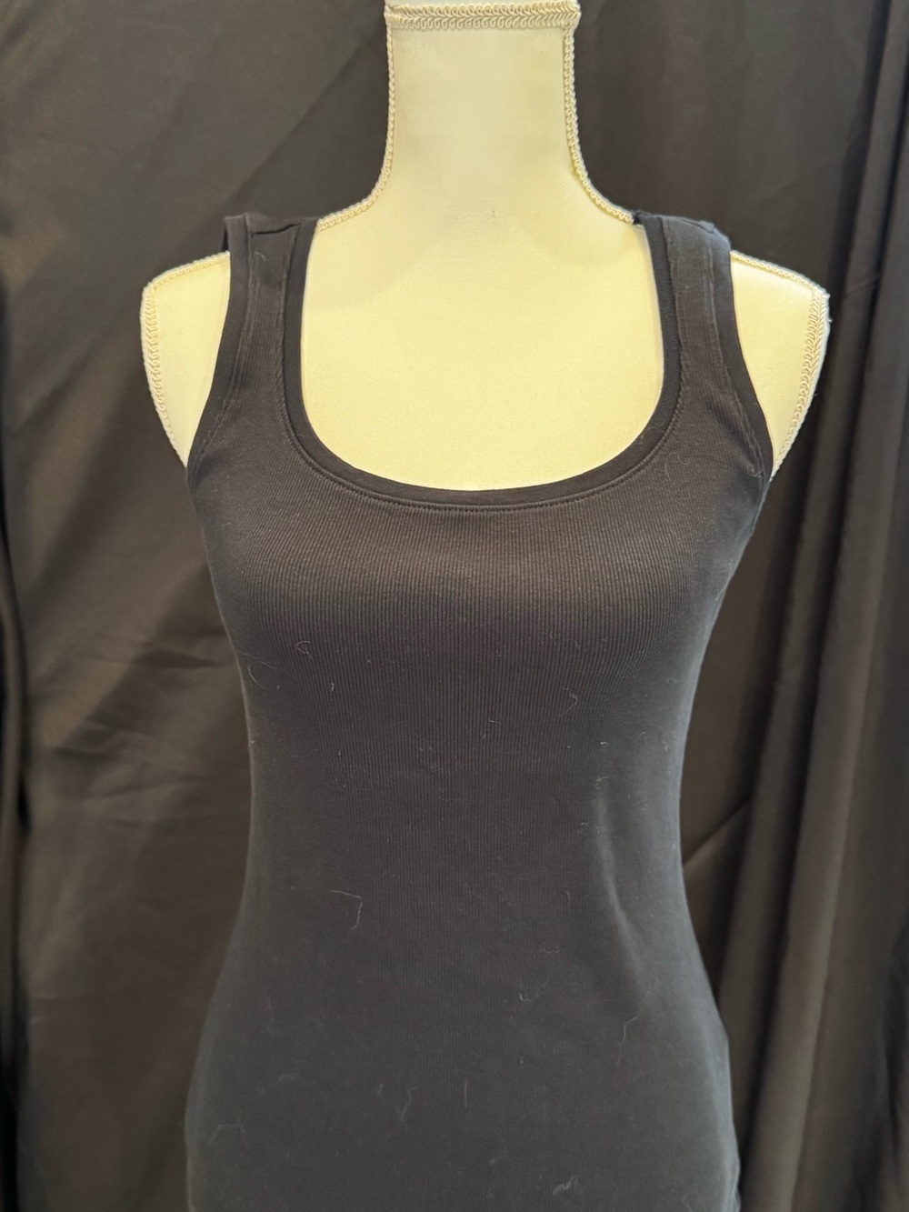 Chico's Black Ribbed Scoop Tank